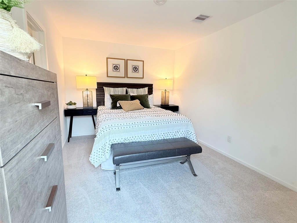 3606 Duplet Avenue - Photo 3