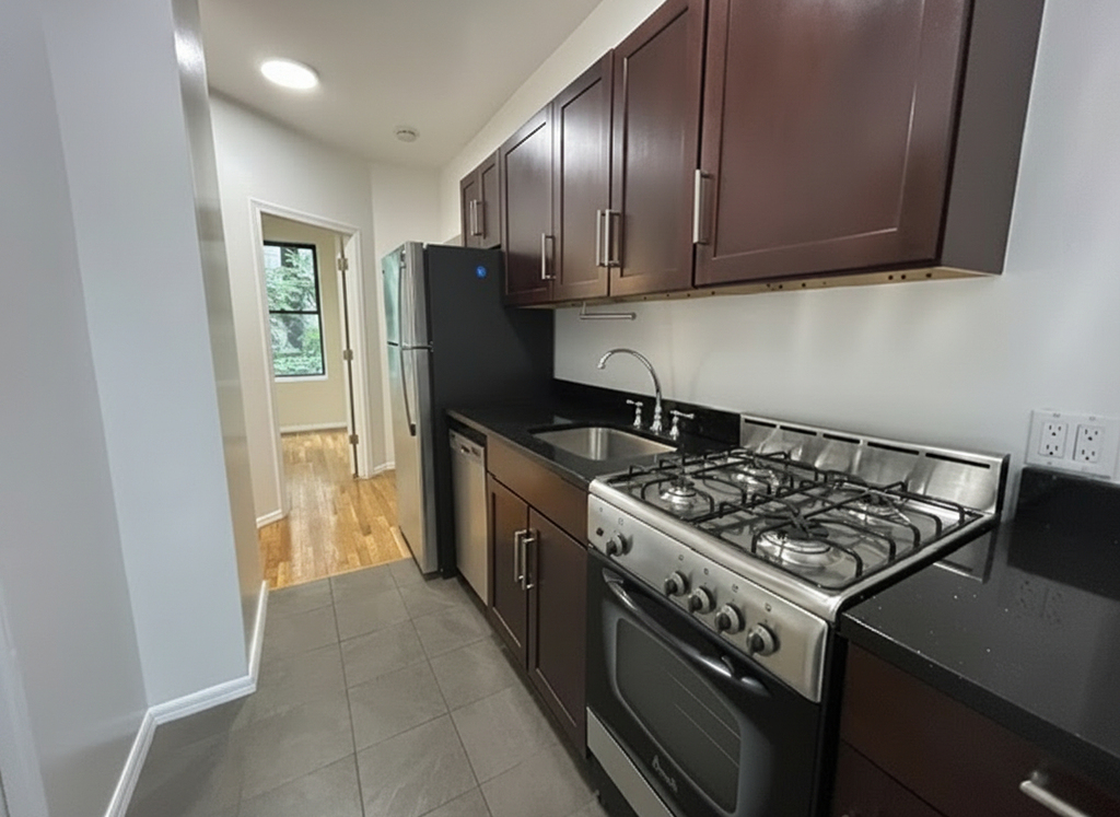 west 13th street/6th Ave - Photo 3