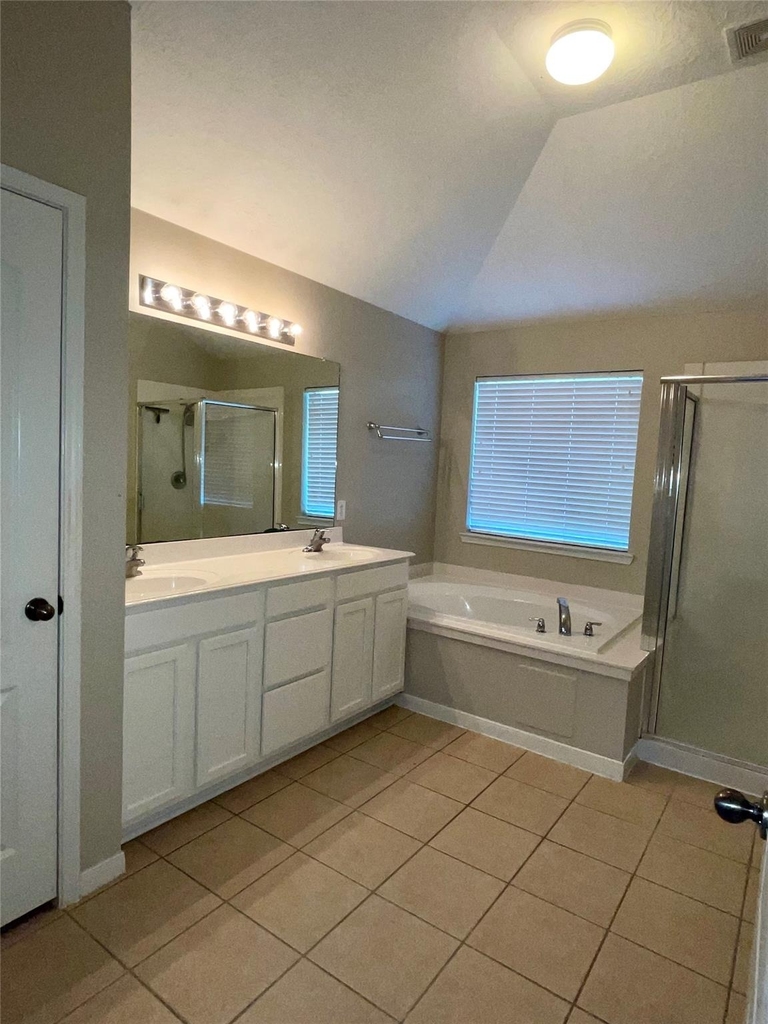 21719 Orange Maple Court - Photo 7