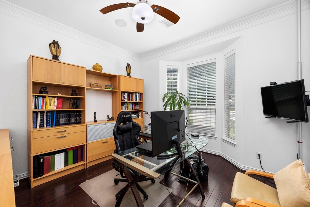 903 Lake Grayson Drive - Photo 10