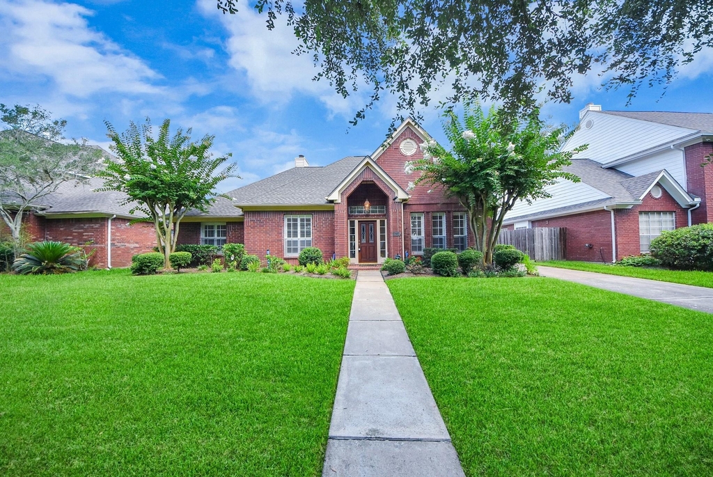 16710 Colony Terrace Drive - Photo 2
