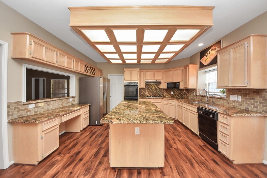 16710 Colony Terrace Drive - Photo 18