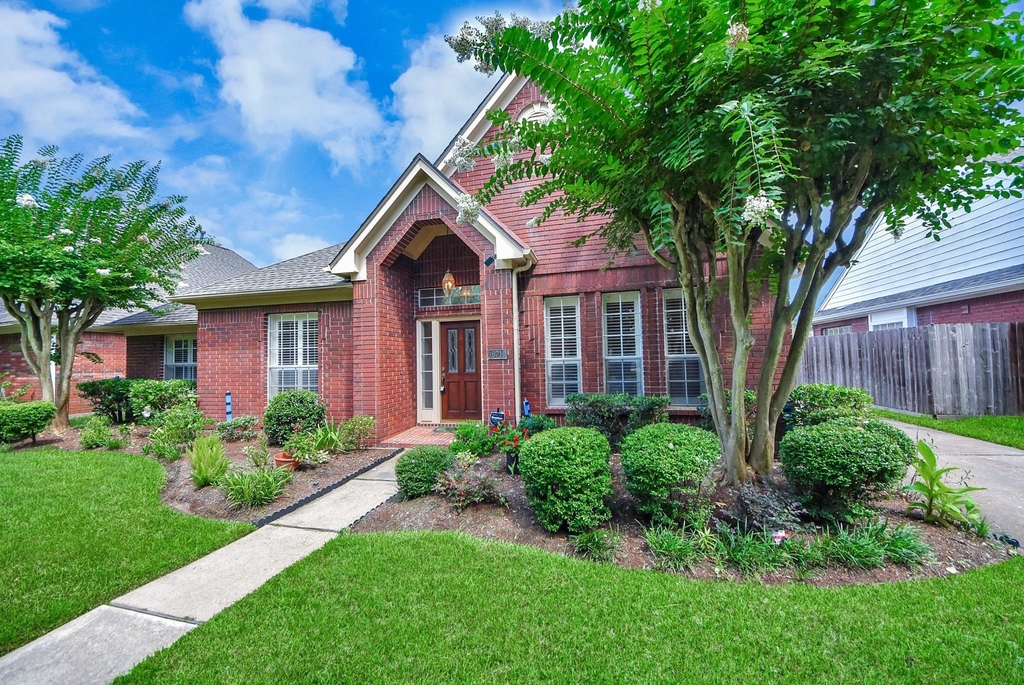 16710 Colony Terrace Drive - Photo 3