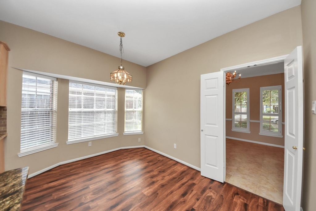 16710 Colony Terrace Drive - Photo 19