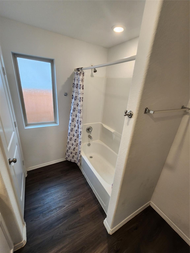 18419 Cobalt Cove Ln - Photo 15
