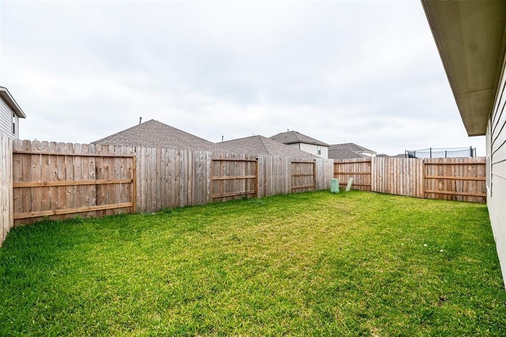 18419 Cobalt Cove Ln - Photo 34