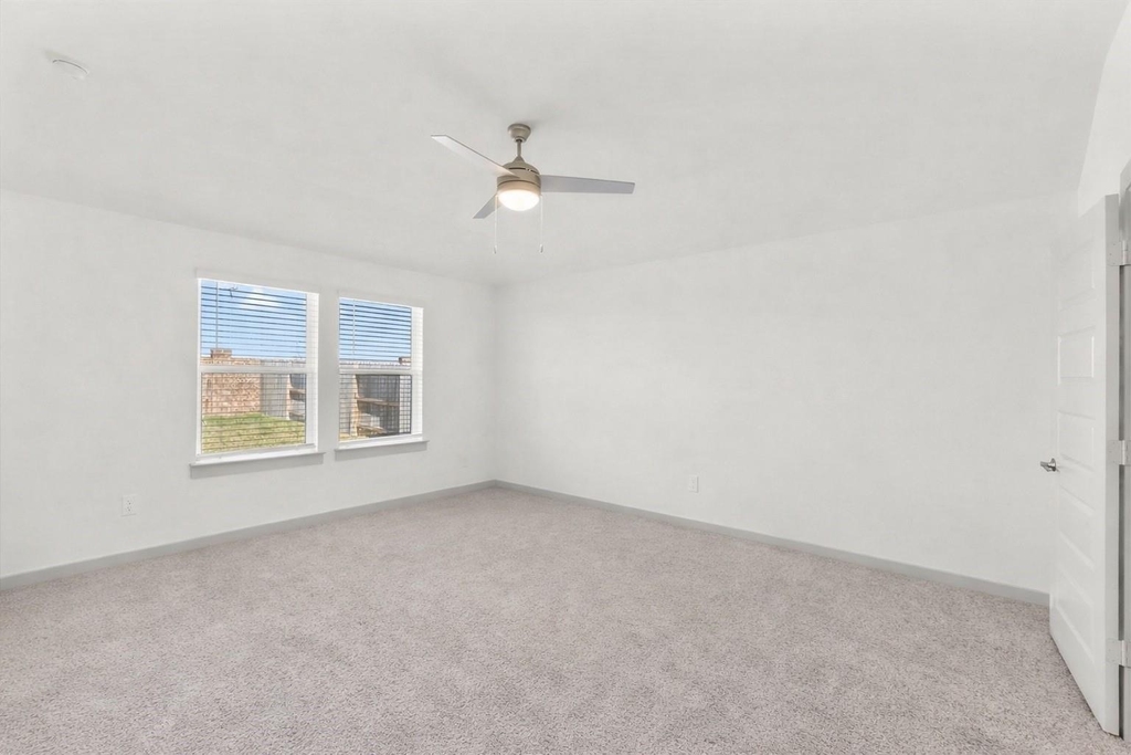 13513 Bonita Island Way - Photo 3