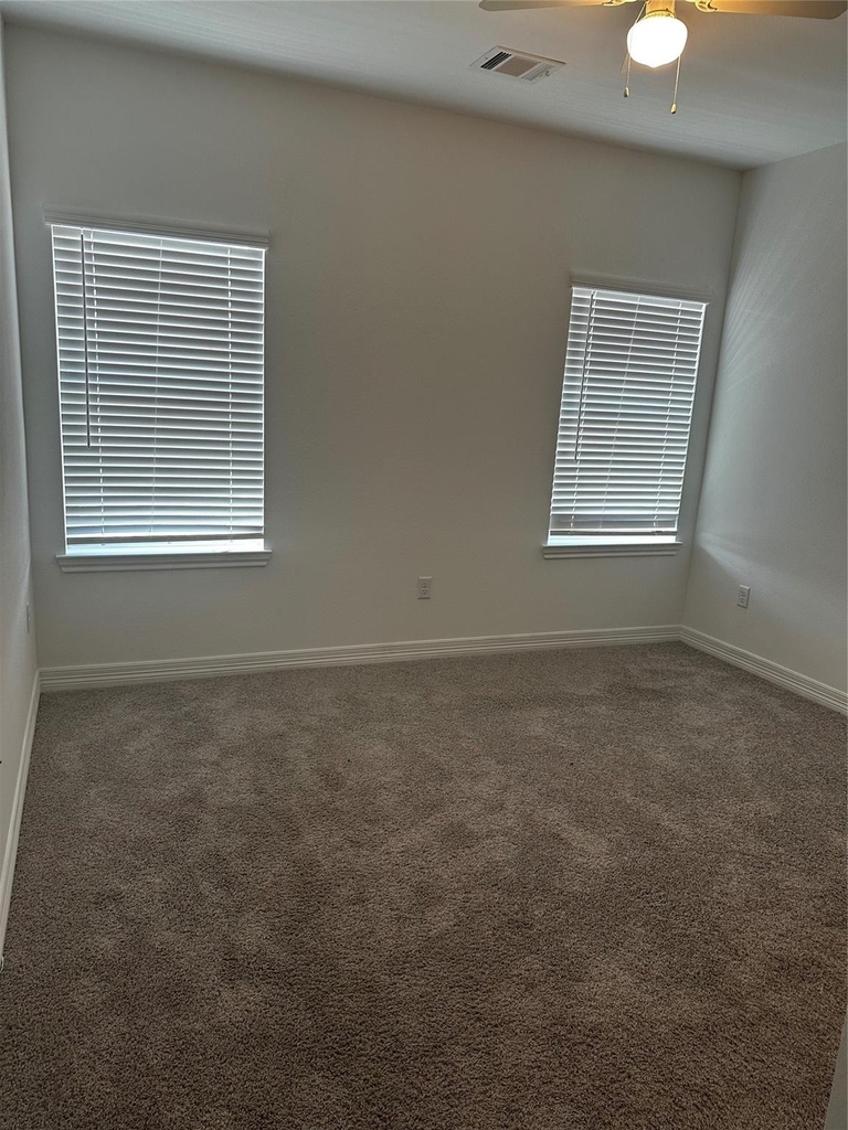7209 Carver Road - Photo 3
