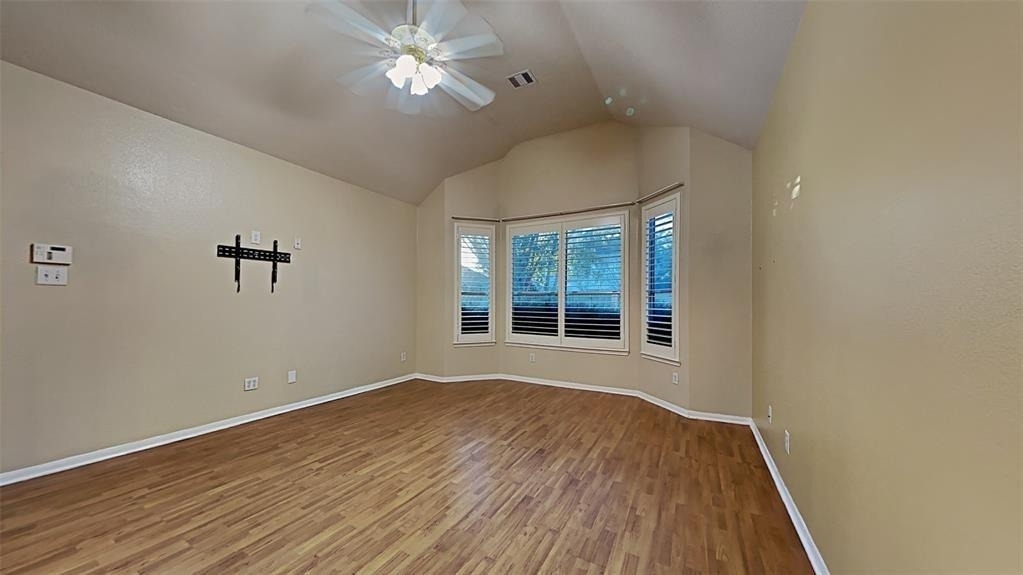 2114 Winding Hollow Drive - Photo 9