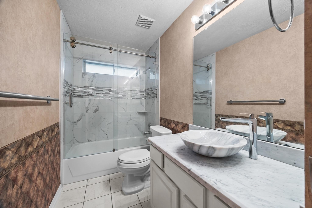 2723 Shelby Drive - Photo 16