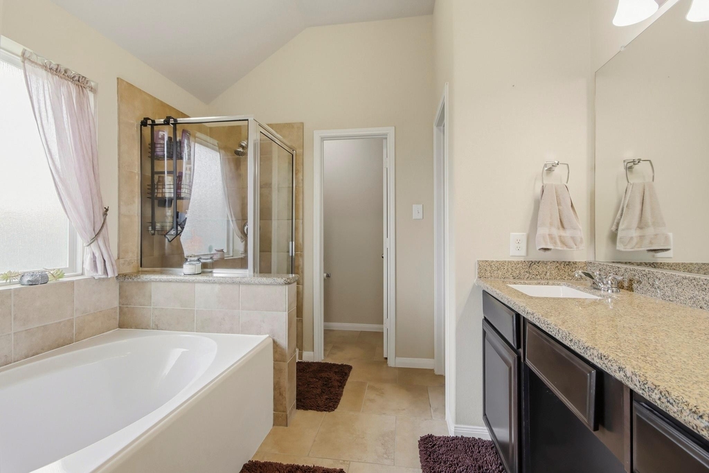 24142 Auburn Woods Court - Photo 20