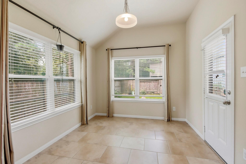 24142 Auburn Woods Court - Photo 9