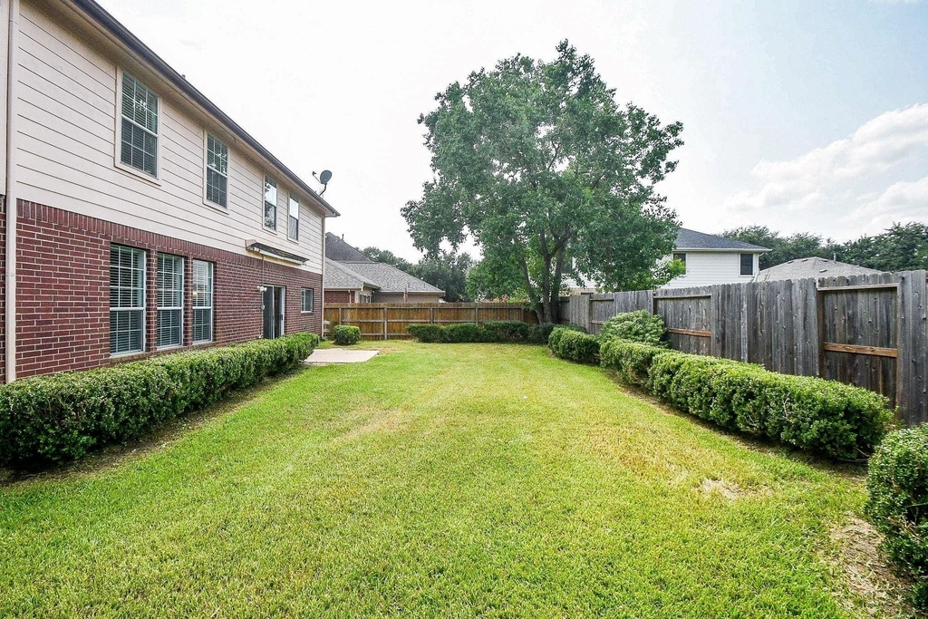 21610 Woodoak Court - Photo 18