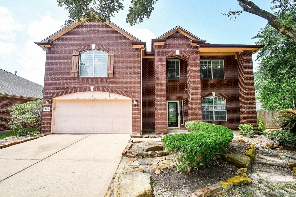 21610 Woodoak Court - Photo 1