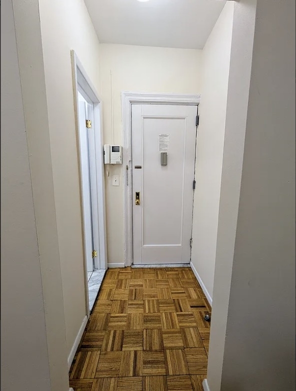 East 79th Street - Photo 8