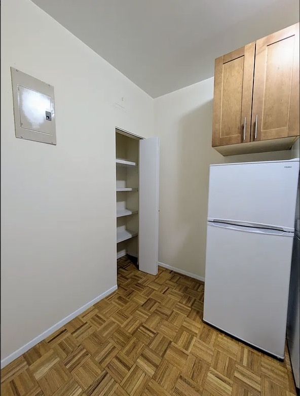 East 79th Street - Photo 2