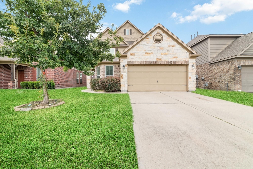 18406 Spruce Tree Line Trail - Photo 0