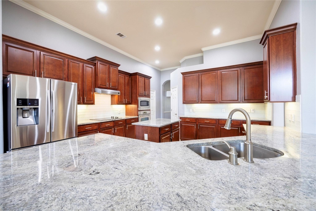 6743 Honeycrest Lane - Photo 1