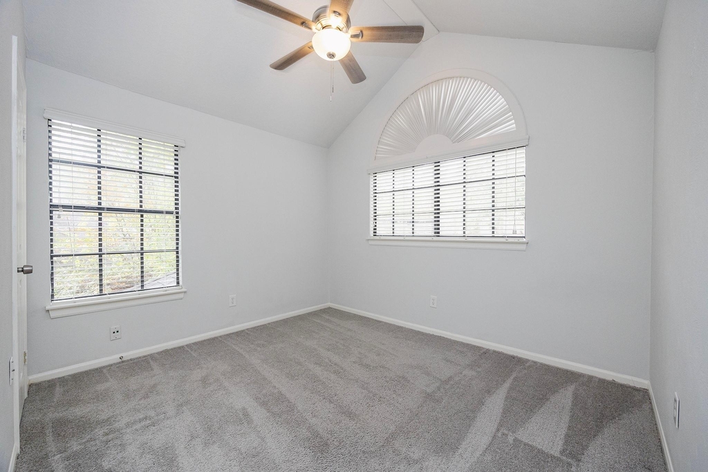 86 W Stony Bridge Circle - Photo 32