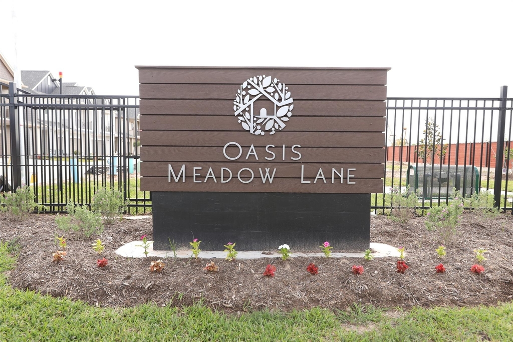 16610 Oasis Meadow Lane - Photo 0