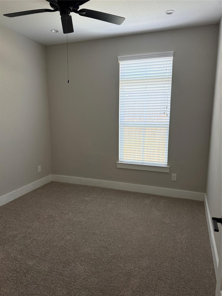 16610 Oasis Meadow Lane - Photo 6
