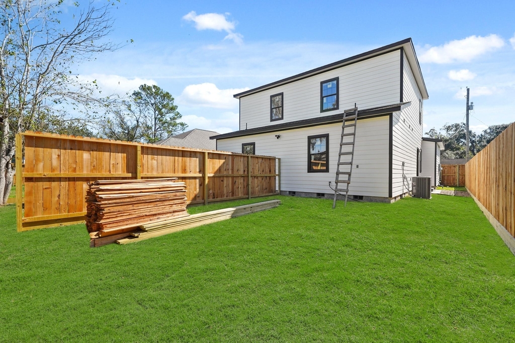 2195 W Lang - Photo 22