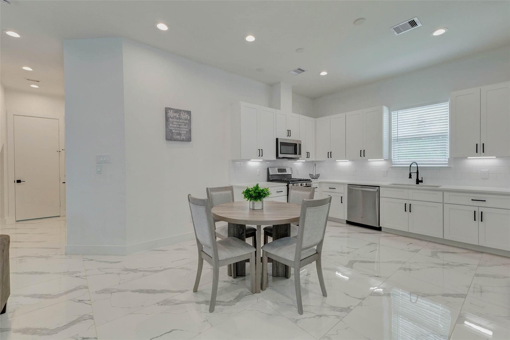 5727 Elysium Street - Photo 4