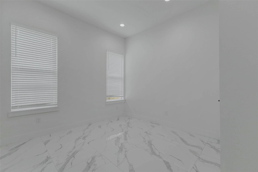 5727 Elysium Street - Photo 8
