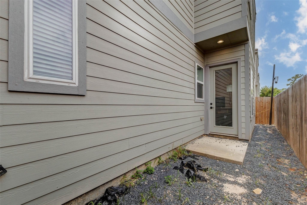 5727 Elysium Street - Photo 17