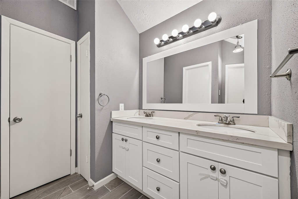 10031 Prospect Hill Drive - Photo 19