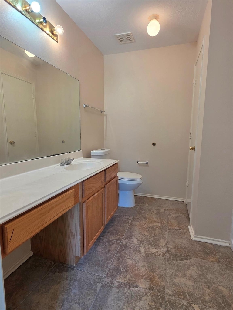16106 Darwood Court - Photo 15