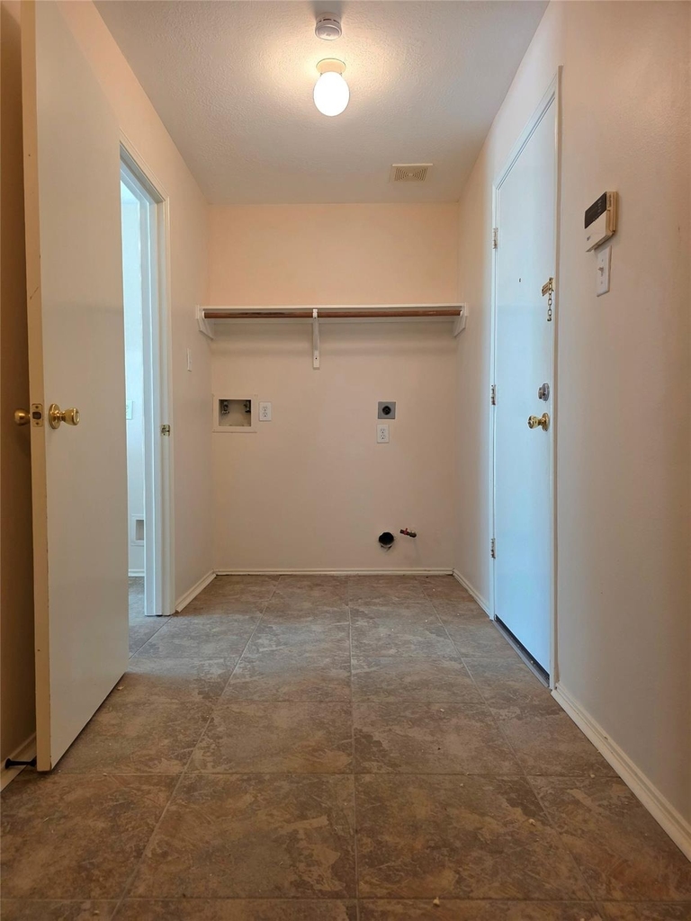 16106 Darwood Court - Photo 12