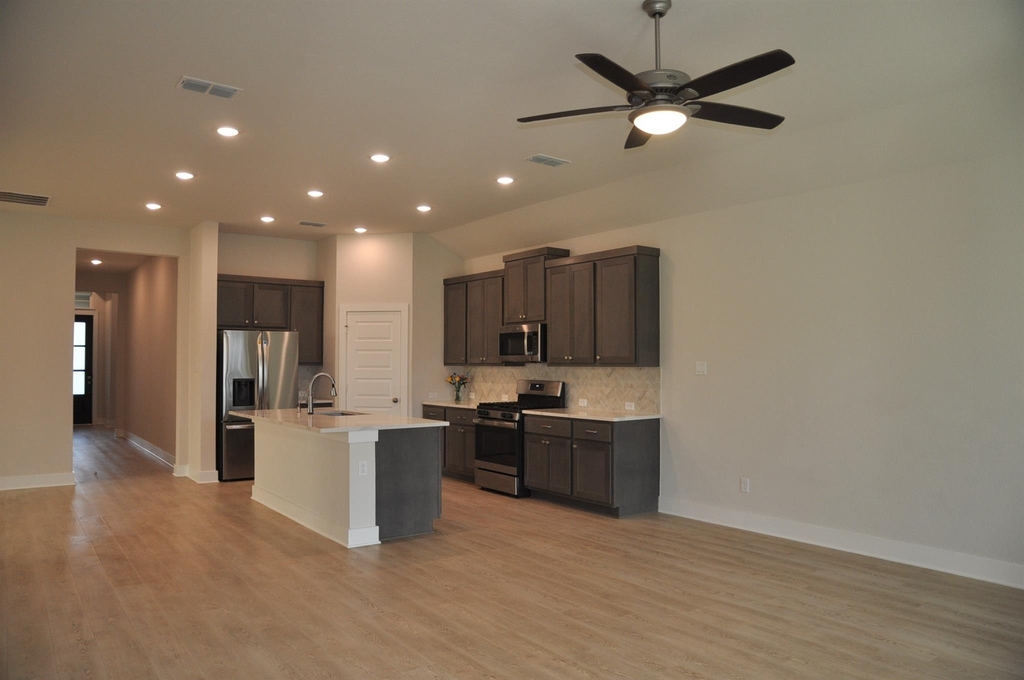 31822 Grand Orchard Lane - Photo 16