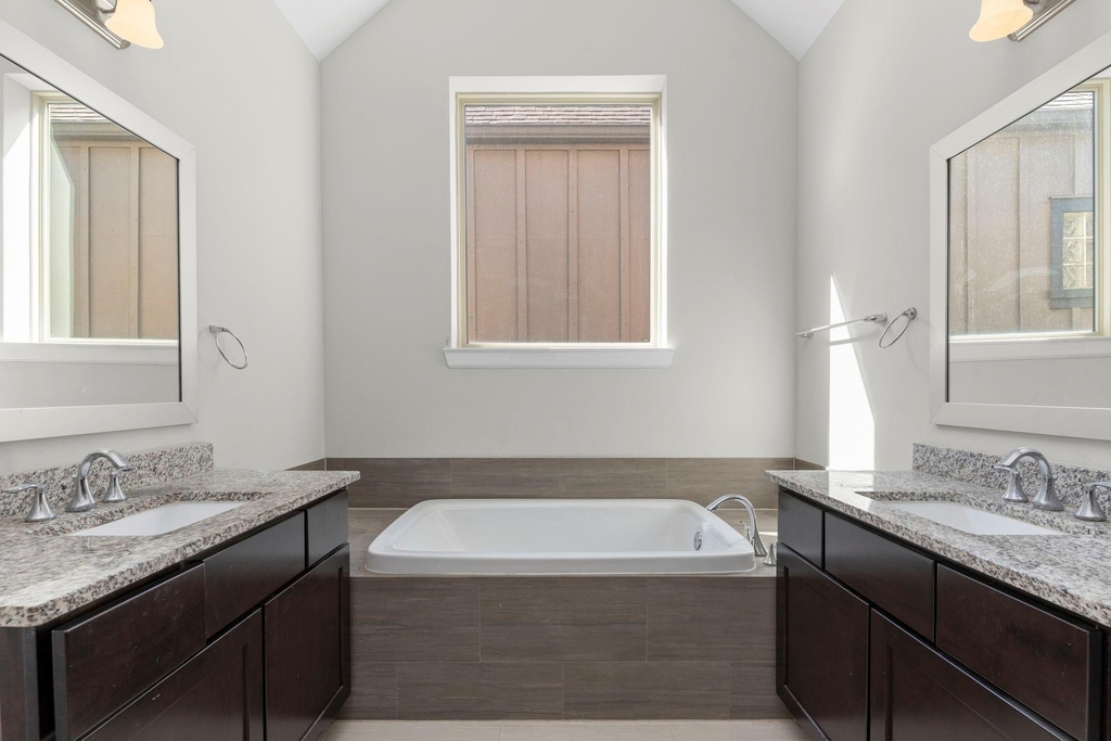 1812 Dennis Street - Photo 26