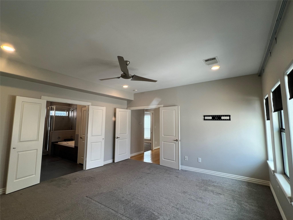 2314 Camden Drive - Photo 15