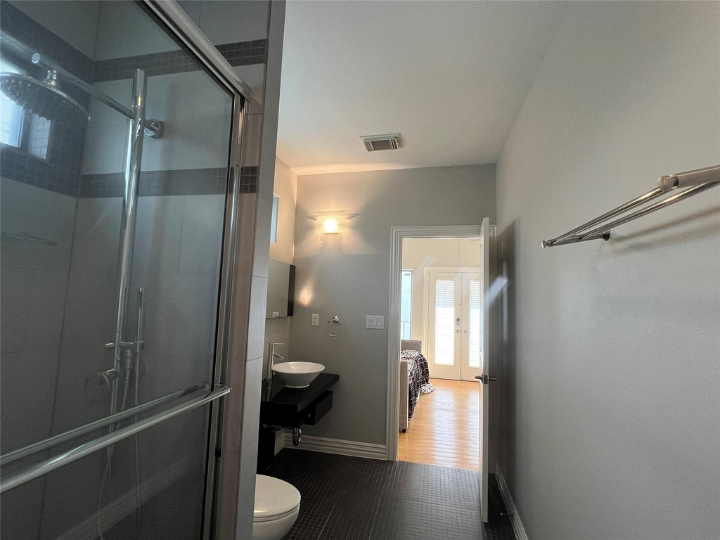2314 Camden Drive - Photo 4