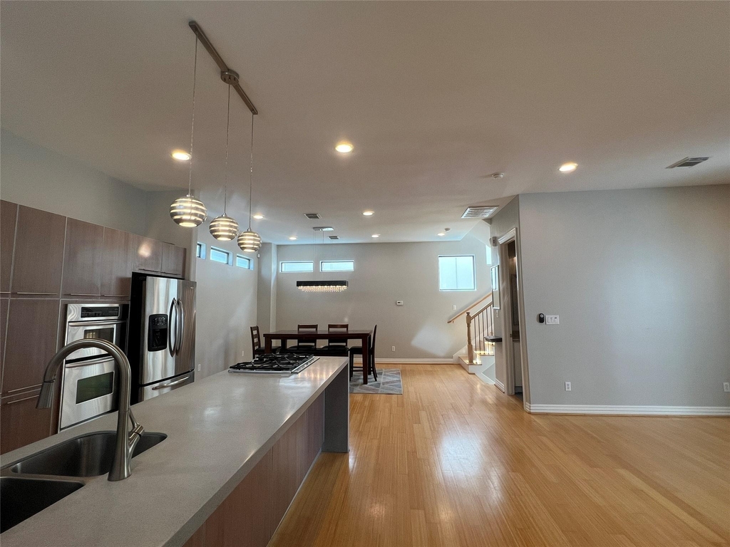 2314 Camden Drive - Photo 10