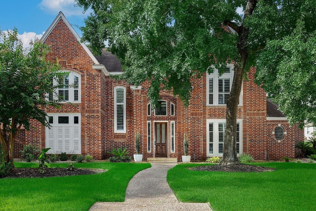 2 Silverstrand Place - Photo 0