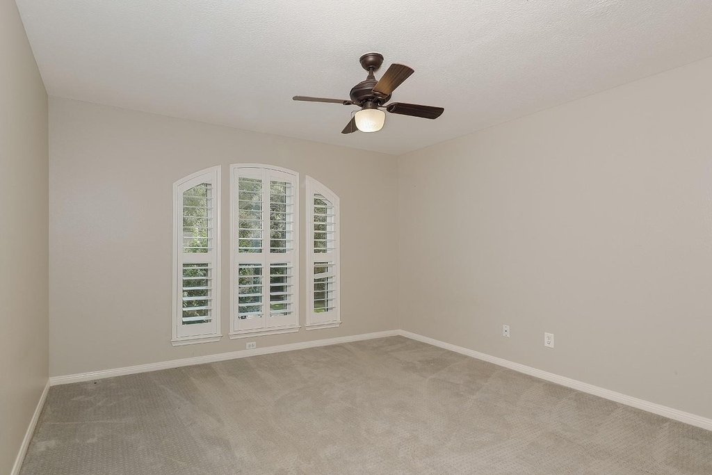 2 Silverstrand Place - Photo 22