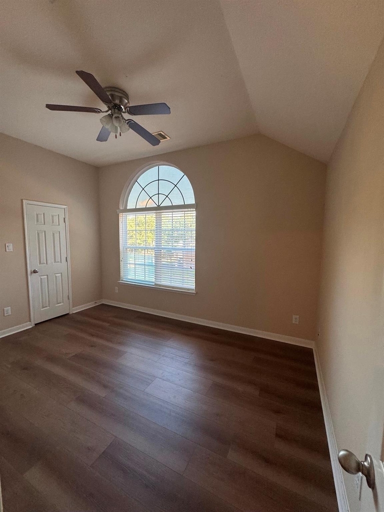 26310 Creston Woods Drive - Photo 14