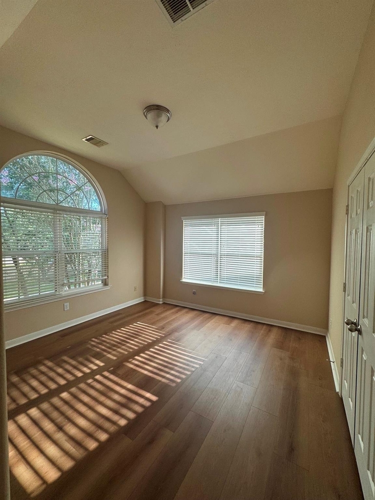 26310 Creston Woods Drive - Photo 12