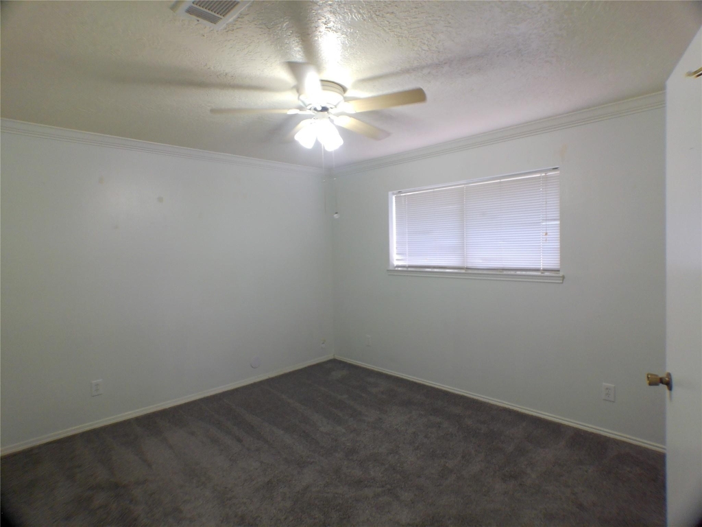 6350 Crestside Drive - Photo 12