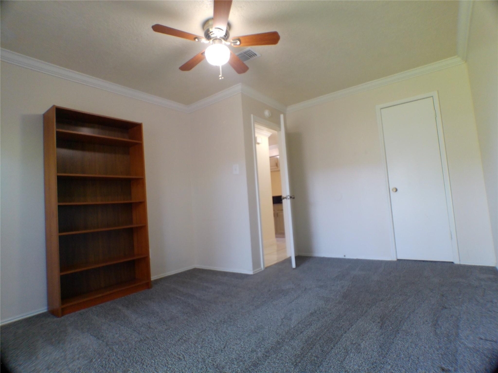 6350 Crestside Drive - Photo 16