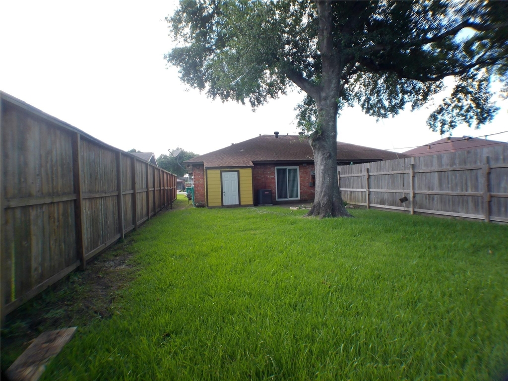 6350 Crestside Drive - Photo 28