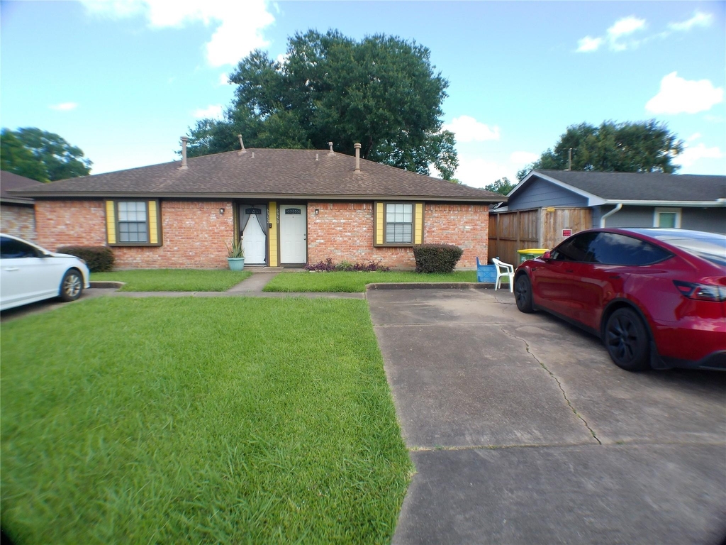 6350 Crestside Drive - Photo 24