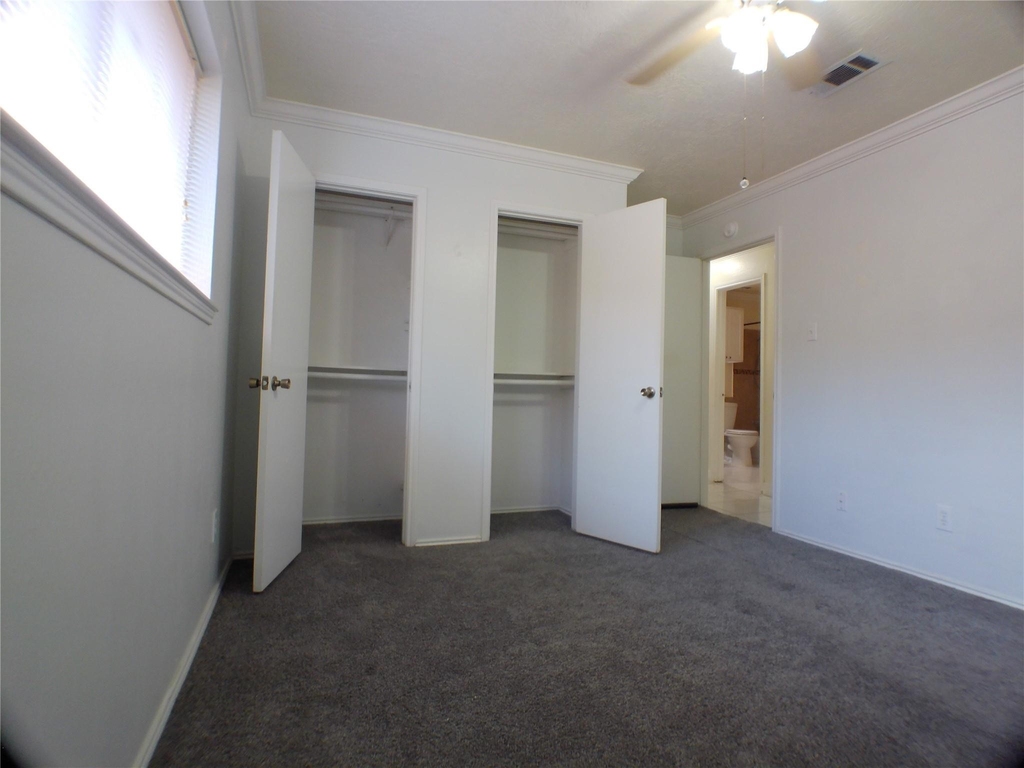 6350 Crestside Drive - Photo 14