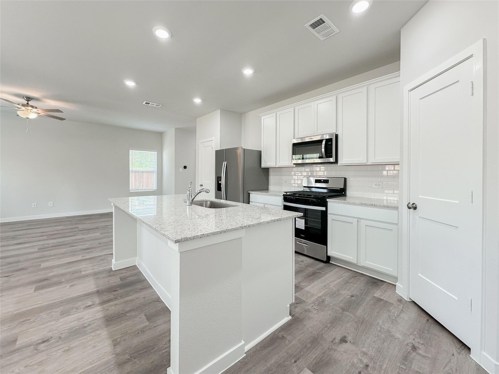 7806 Alset Dr - Photo 11