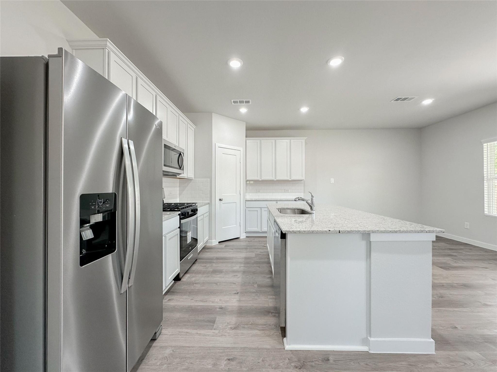 7806 Alset Dr - Photo 14