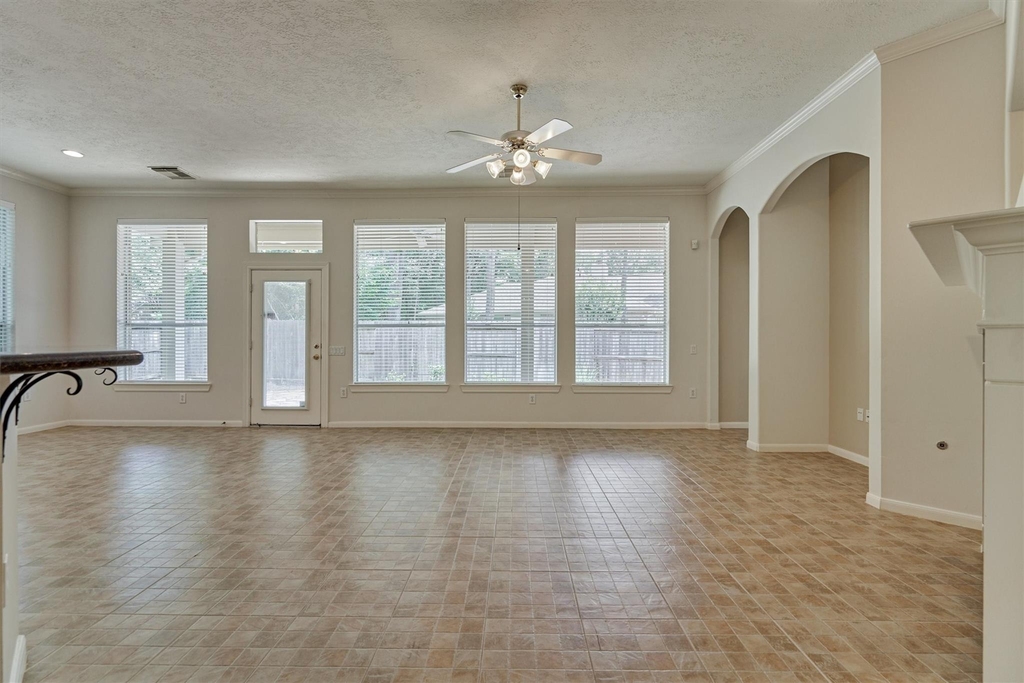 118 Robindale Circle - Photo 6