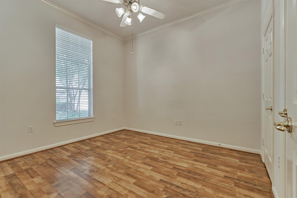 118 Robindale Circle - Photo 18